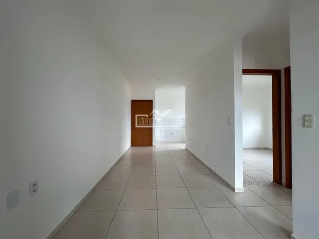 Apartamento com 2 dormitórios, foto 3