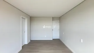 Apartamento com 3 dormitórios, foto 9