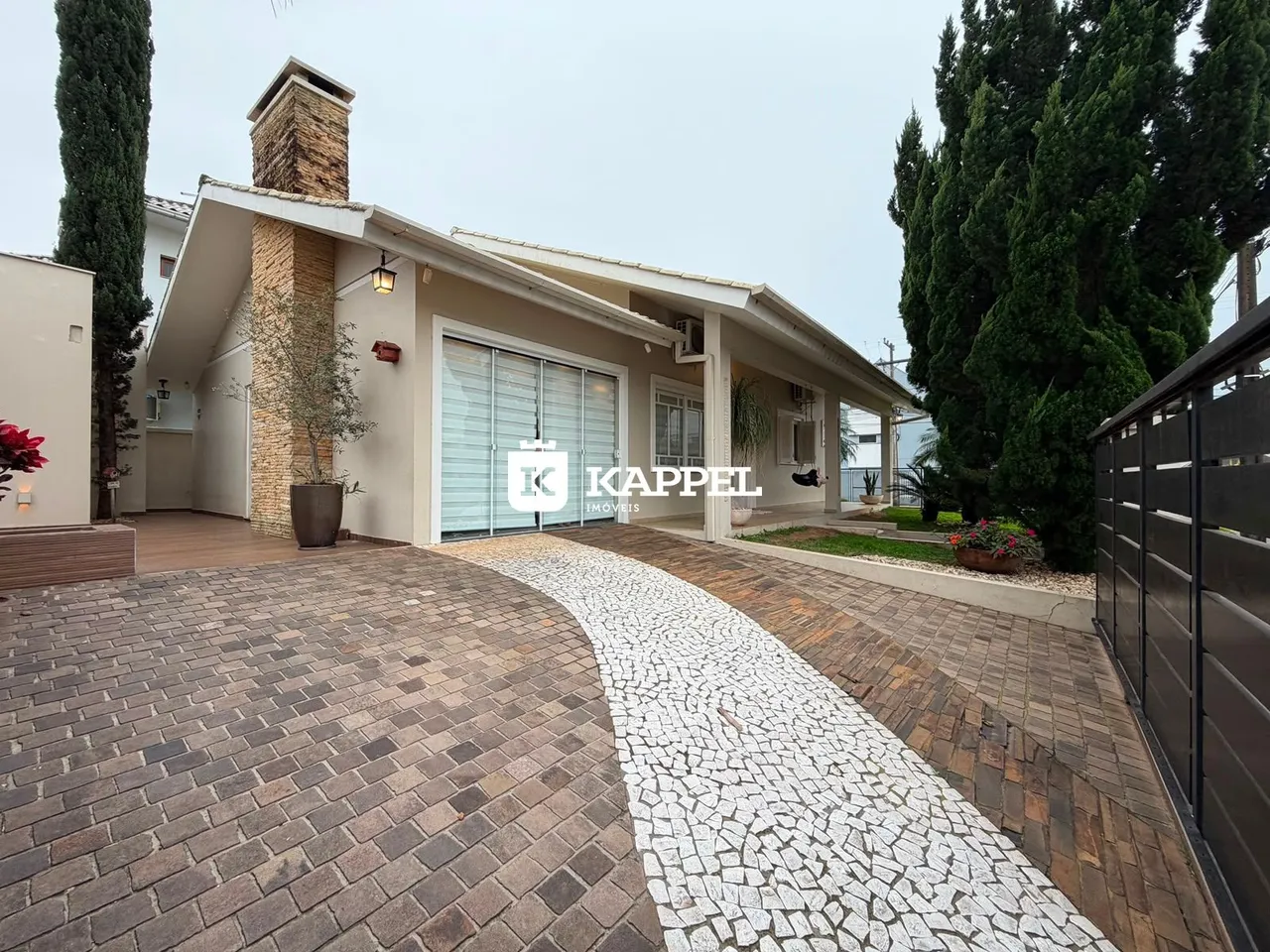 Casa com 3 dormitórios, foto 1