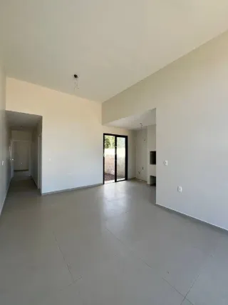 Casa geminada com 2 dormitórios, foto 2