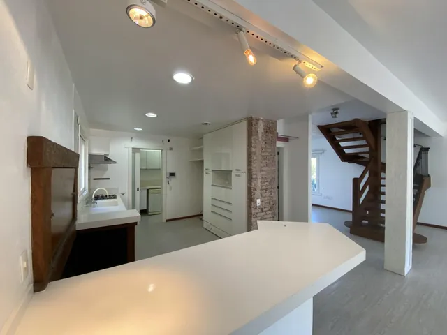 Casa com 4 dormitórios, foto 4