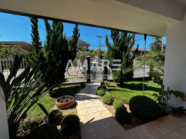 Casa com 3 dormitórios