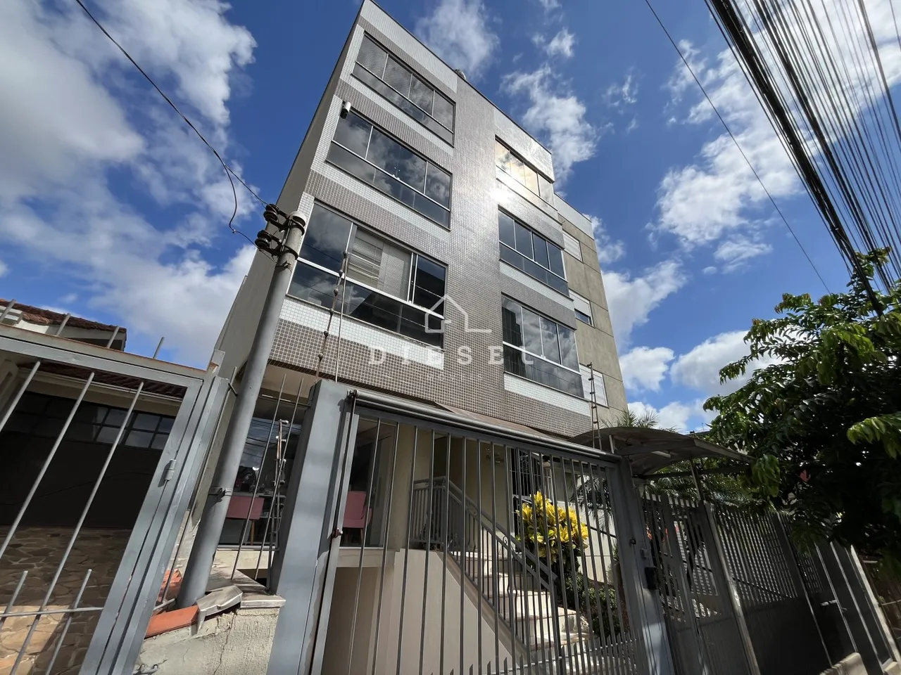 Apartamento com 2 dormitórios, foto 1