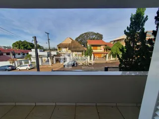 Vista da fachada de uma residência em Lajeado, Brasil.