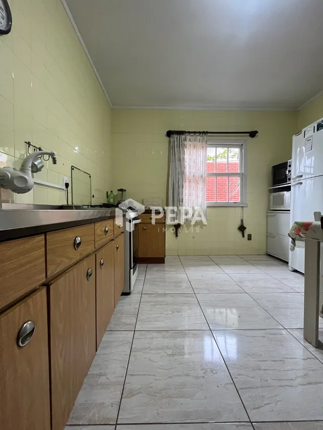 Casa com 4 dormitórios, foto 3