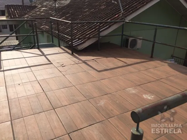 Casa com 5 dormitórios, foto 2