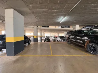Vista da área de estacionamento do imóvel em Lajeado.