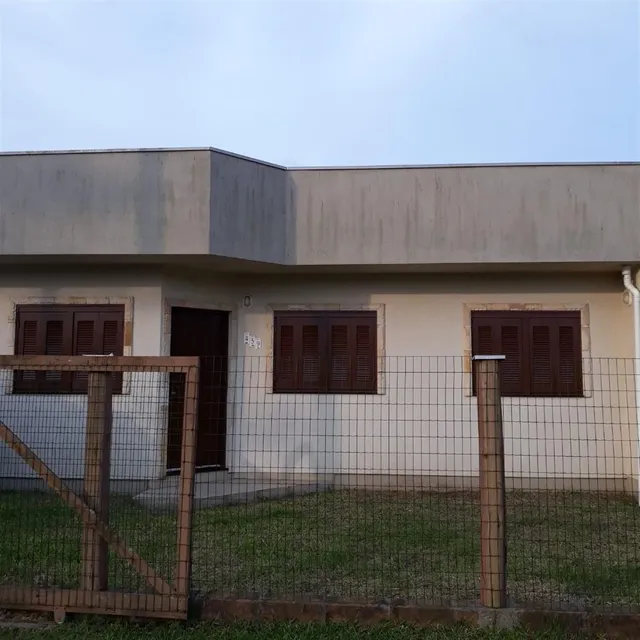 Casa com 3 dormitórios