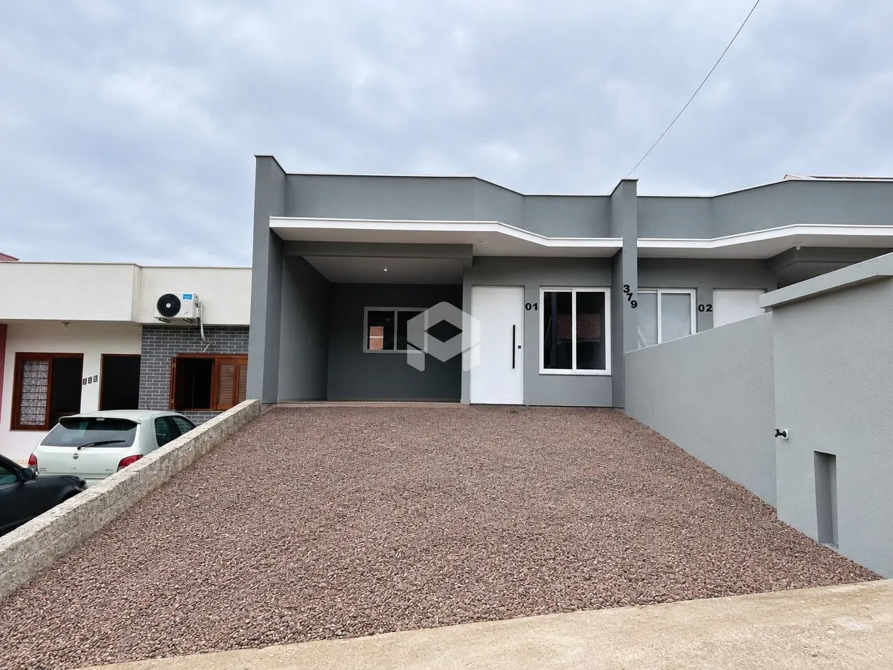 Casa geminada com 2 dormitórios, foto 1