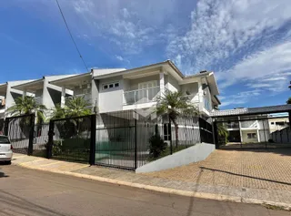 Sobrado com 4 dormitórios, foto 1