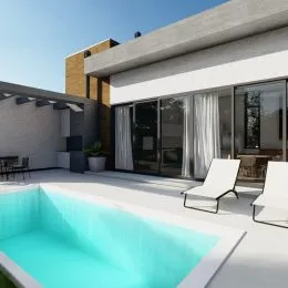 Foto de uma piscina externa em uma propriedade em Lajeado, Brasil.