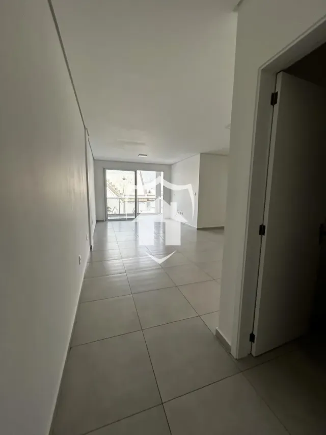 Apartamento com 3 dormitórios, foto 3