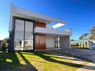 Casa com 3 dormitórios