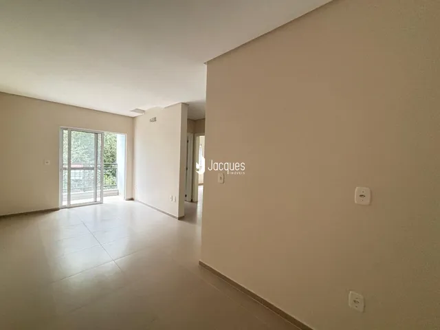 Apartamento com 1 dormitório, foto 2