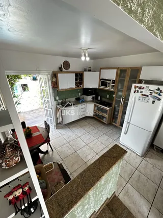 Casa com 3 dormitórios, foto 2
