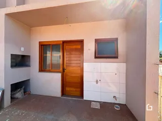 Vista da fachada de uma residência em Lajeado, Brasil.