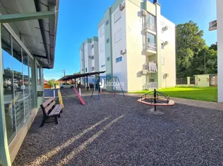 Fachada de um imóvel residencial em Lajeado com área externa gramada.
