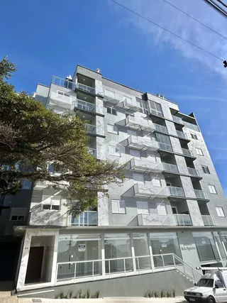 Fachada de um edifício residencial em Lajeado, Brasil.
