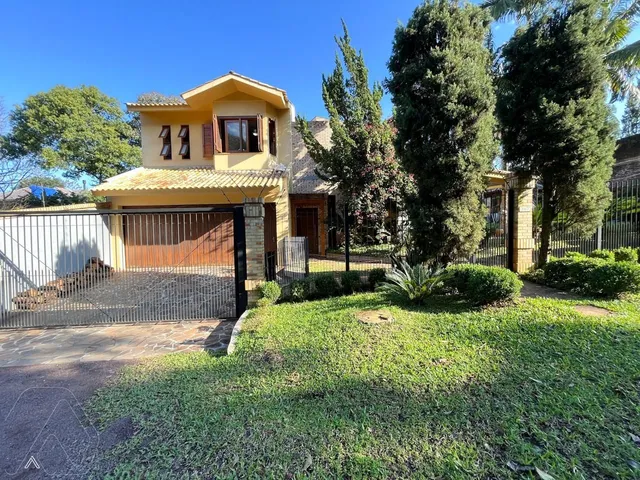 Casa com 3 dormitórios