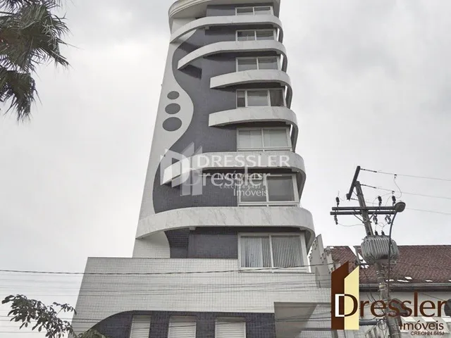 Apartamento com 3 dormitórios
