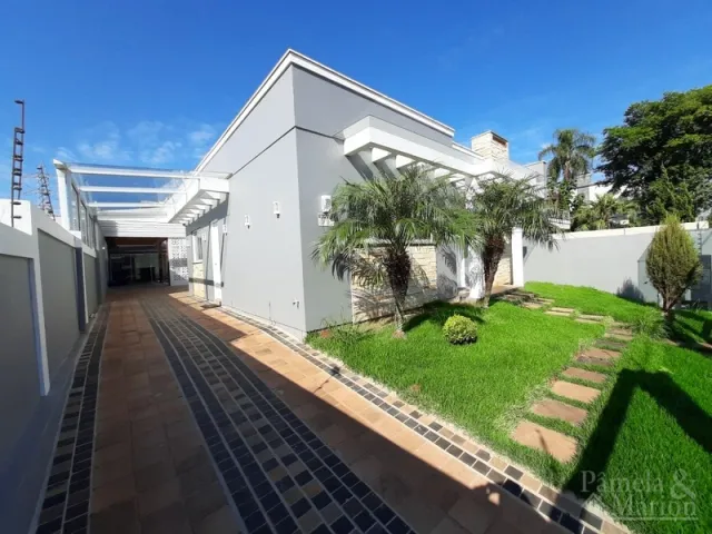 Casa com 3 dormitórios