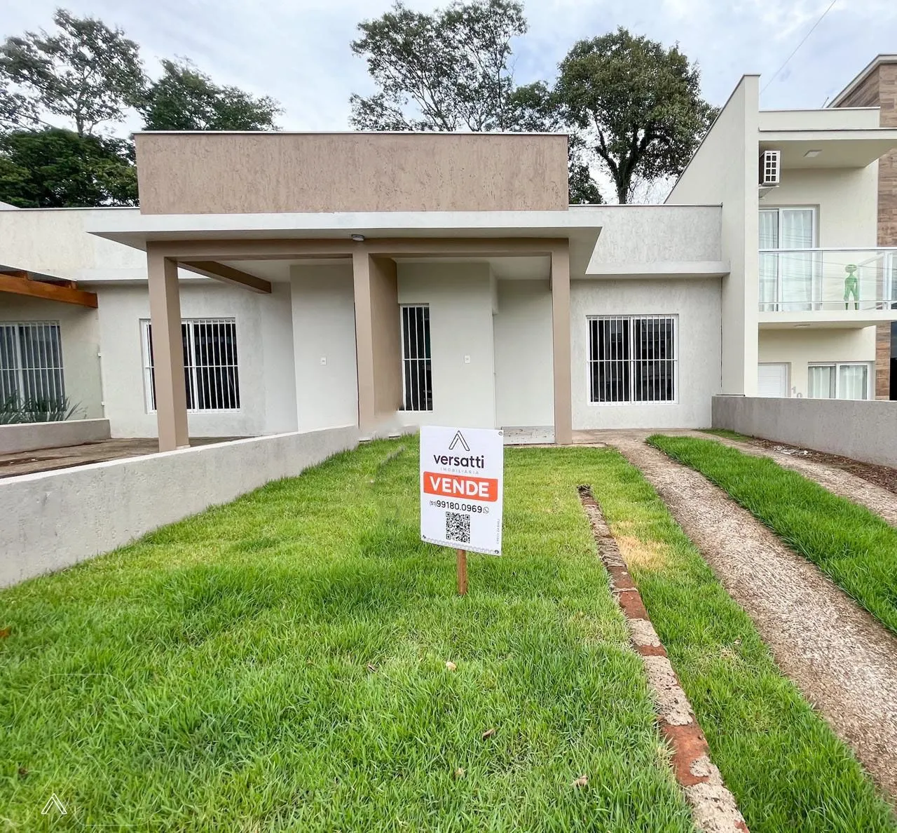 Casa geminada com 2 dormitórios, foto 1
