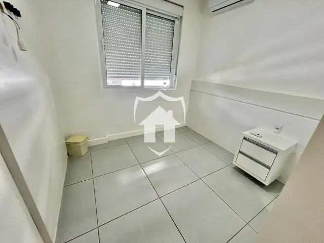 Apartamento com 2 dormitórios, foto 3