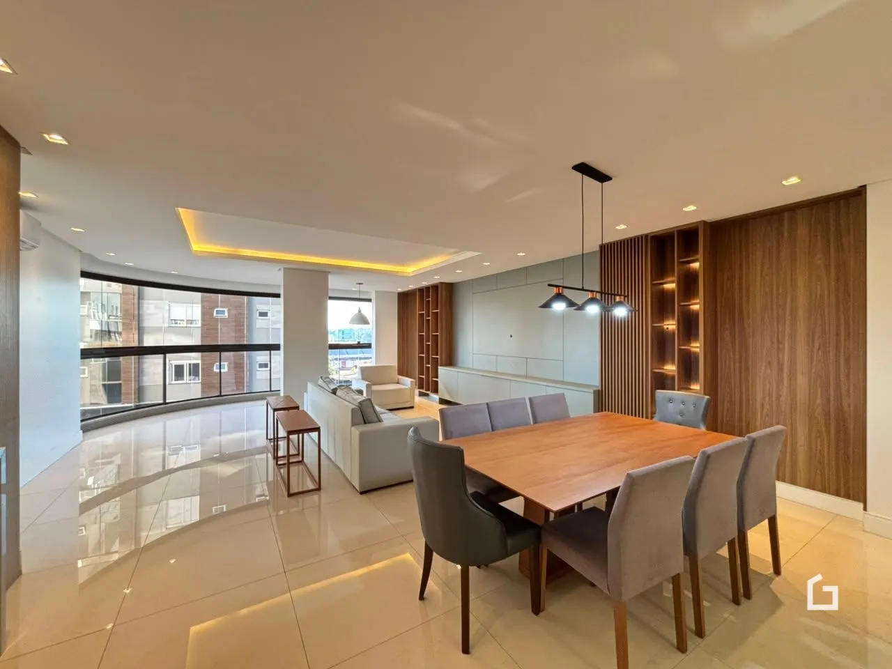 Apartamento com 3 dormitórios, foto 1