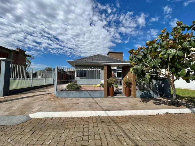 Casa com 2 dormitórios