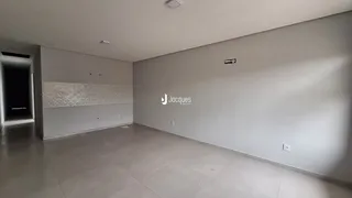 Hall de entrada de um imóvel em Lajeado.