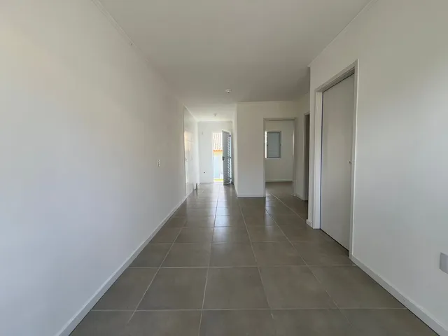 Casa geminada com 2 dormitórios, foto 2