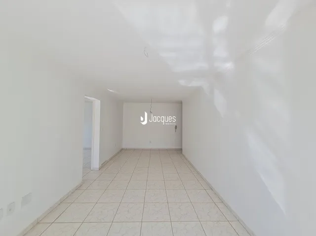 Apartamento com 2 dormitórios, foto 4