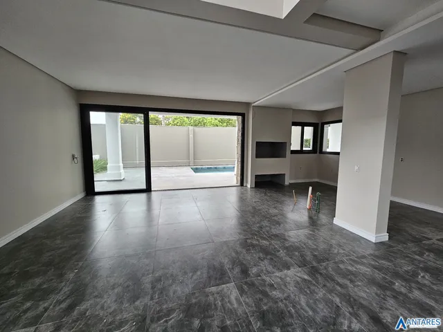 Casa com 4 dormitórios, foto 4