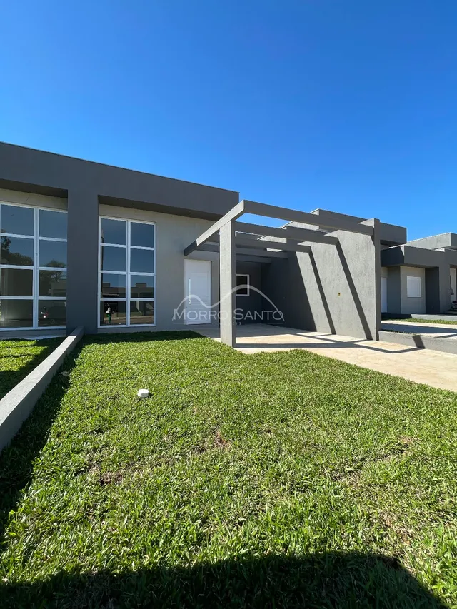 Casa geminada com 2 dormitórios
