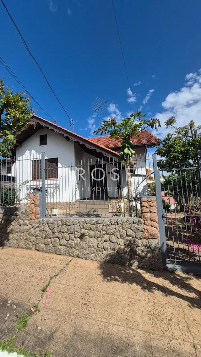 Casa com 2 dormitórios