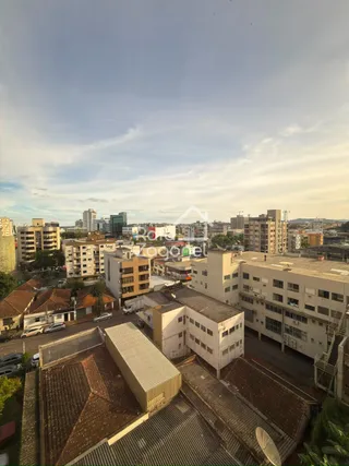 Apartamento com 3 dormitórios, foto 2