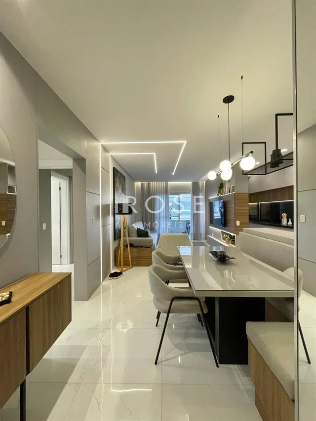Apartamento com 3 dormitórios, foto 2
