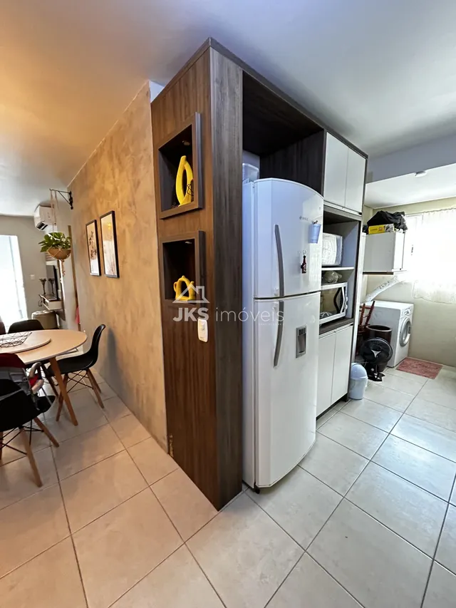 Apartamento com 2 dormitórios