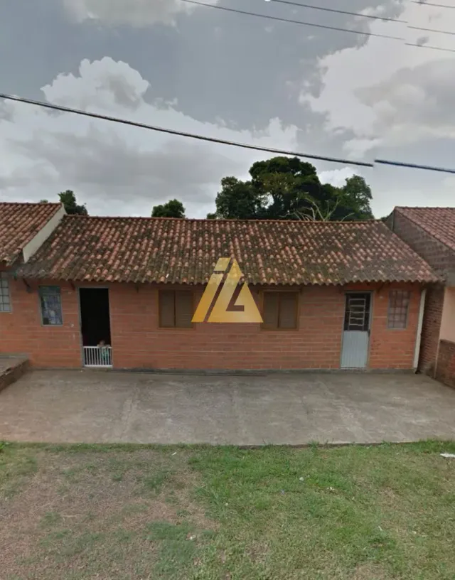 Casa geminada com 2 dormitórios