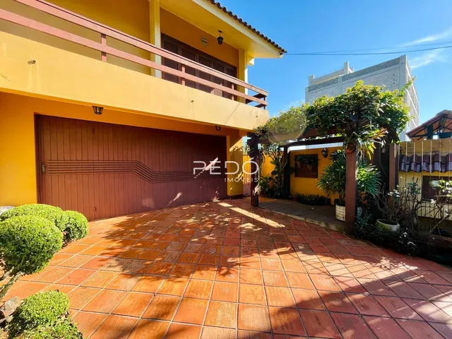 Casa com 5 dormitórios, foto 2