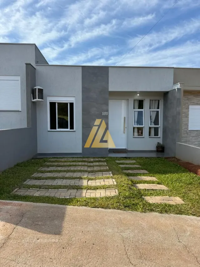 Casa com 2 dormitórios