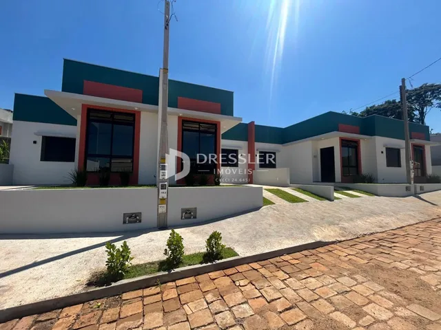 Fachada de uma casa moderna em Lajeado, Brasil.