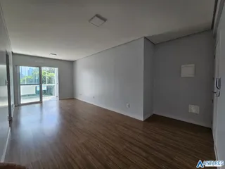 Apartamento com 2 dormitórios, foto 2