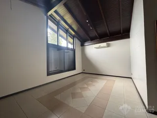 Casa com 4 dormitórios, foto 4