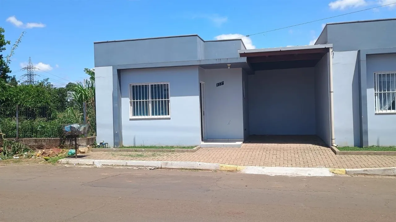 Casa com 2 dormitórios, foto 1