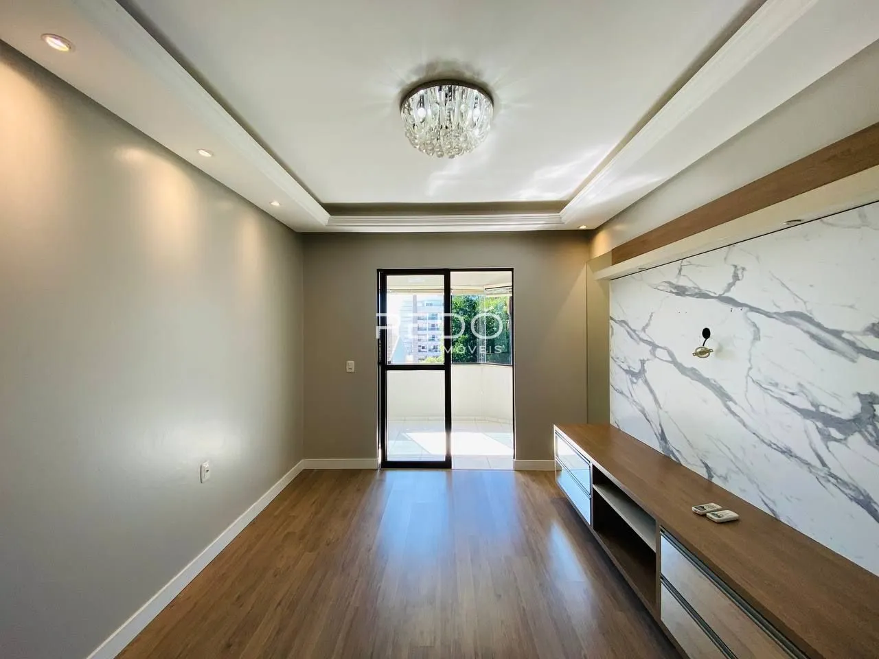 Apartamento com 2 dormitórios, foto 1