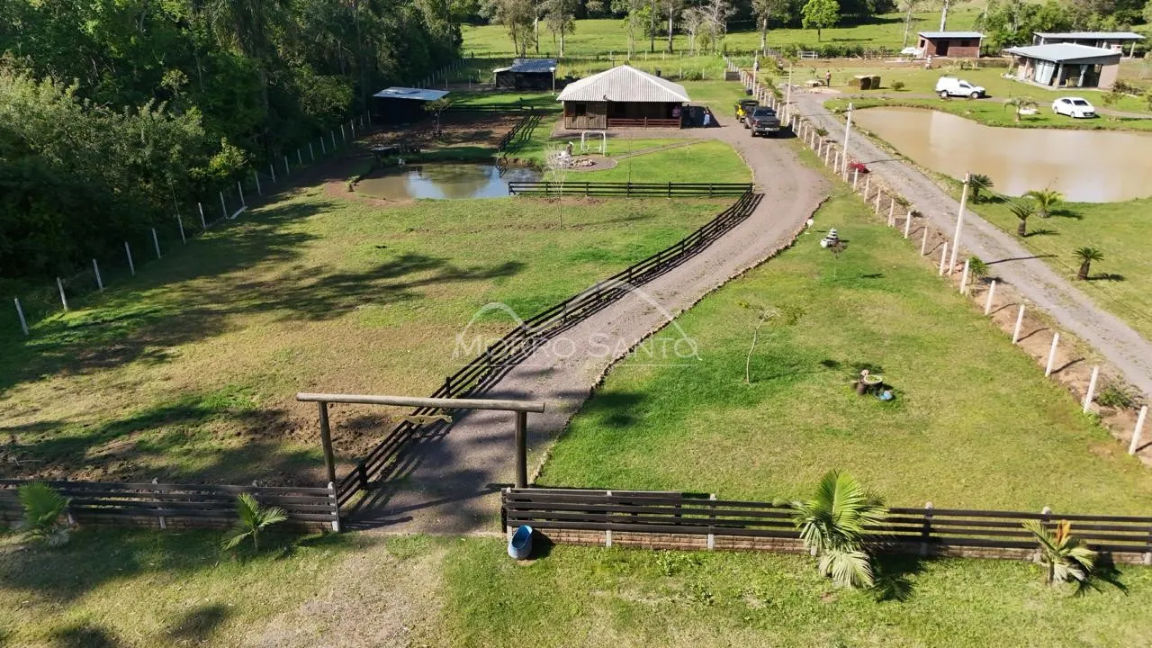 Área rural com 2 dormitórios, foto 1