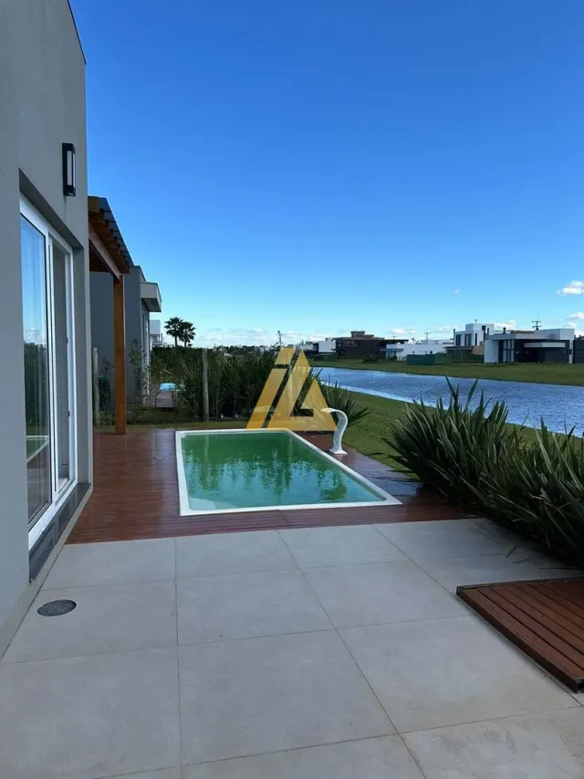 Casa com 3 dormitórios, foto 2