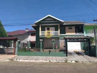 Casa com 4 dormitórios, foto 1