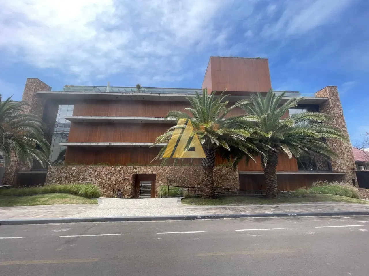 Apartamento com 4 dormitórios, foto 1
